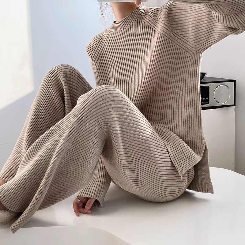 Soft Knitted Lounge Set