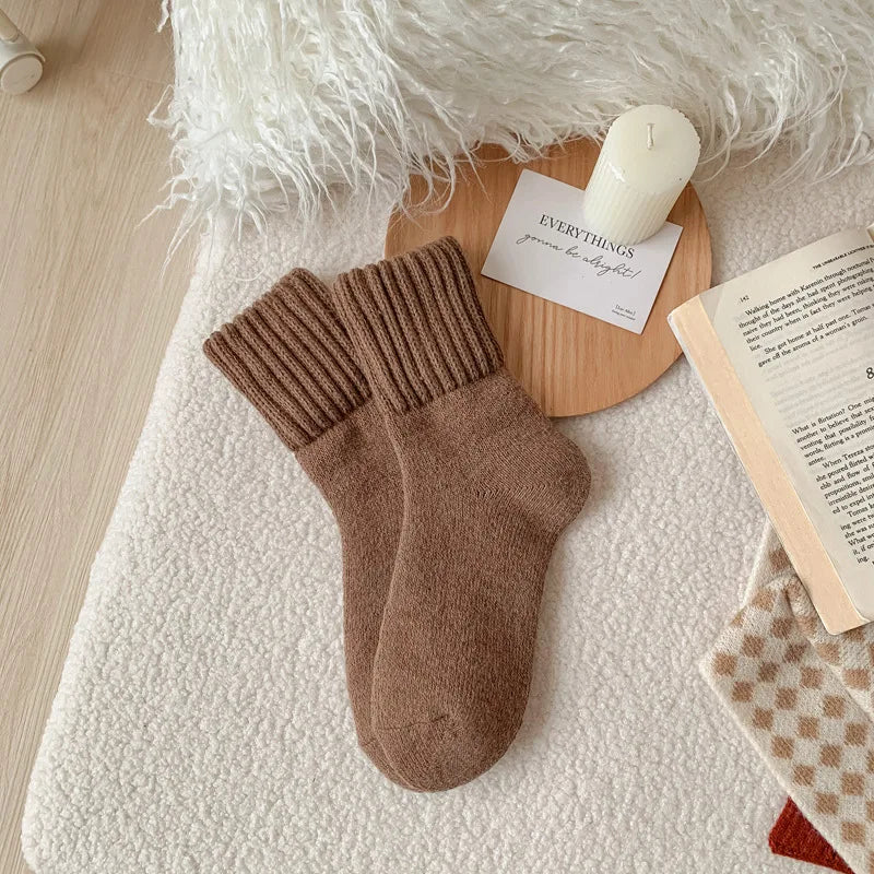 Mid Calf Snow Socks